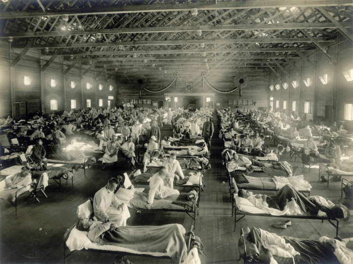 Emergency hospital during influenza pandemic, Kansas 1918-19