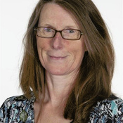 Dr Jennifer Davies